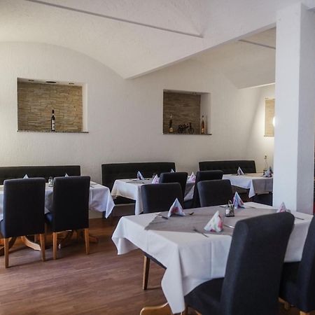 באד הומבורג וור דר הואה Hotel Erlenbacher Hof מראה חיצוני תמונה