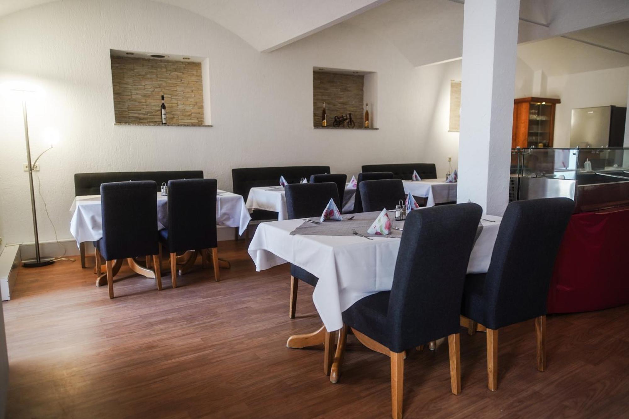 באד הומבורג וור דר הואה Hotel Erlenbacher Hof מראה חיצוני תמונה