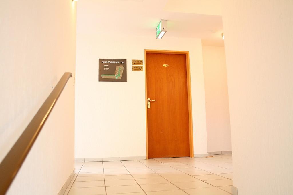 באד הומבורג וור דר הואה Hotel Erlenbacher Hof מראה חיצוני תמונה